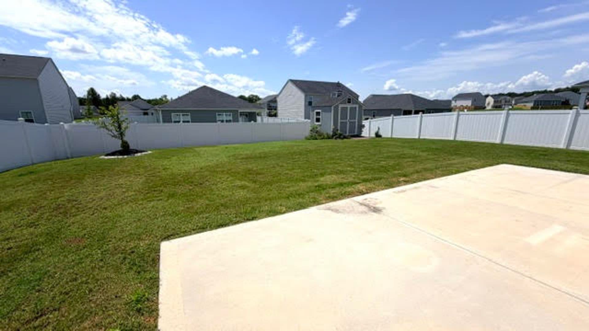 Gibsonville House: 526 Leven Drive