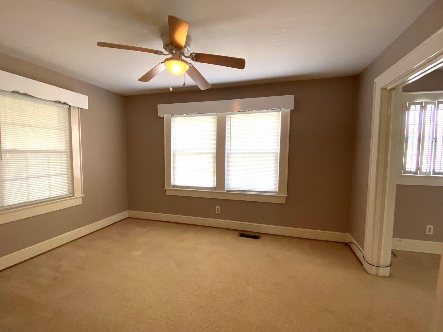 Graham House: 207 S. Melville Street
