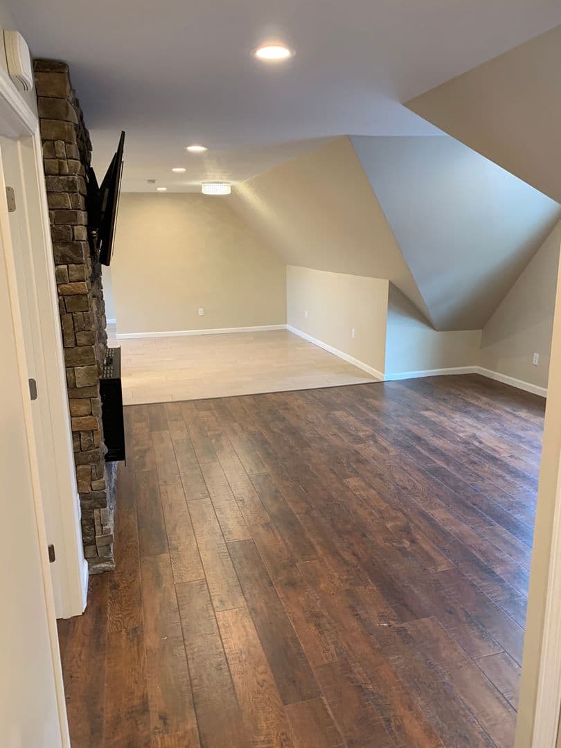 Hartford Apartment: 64 Oxford Street