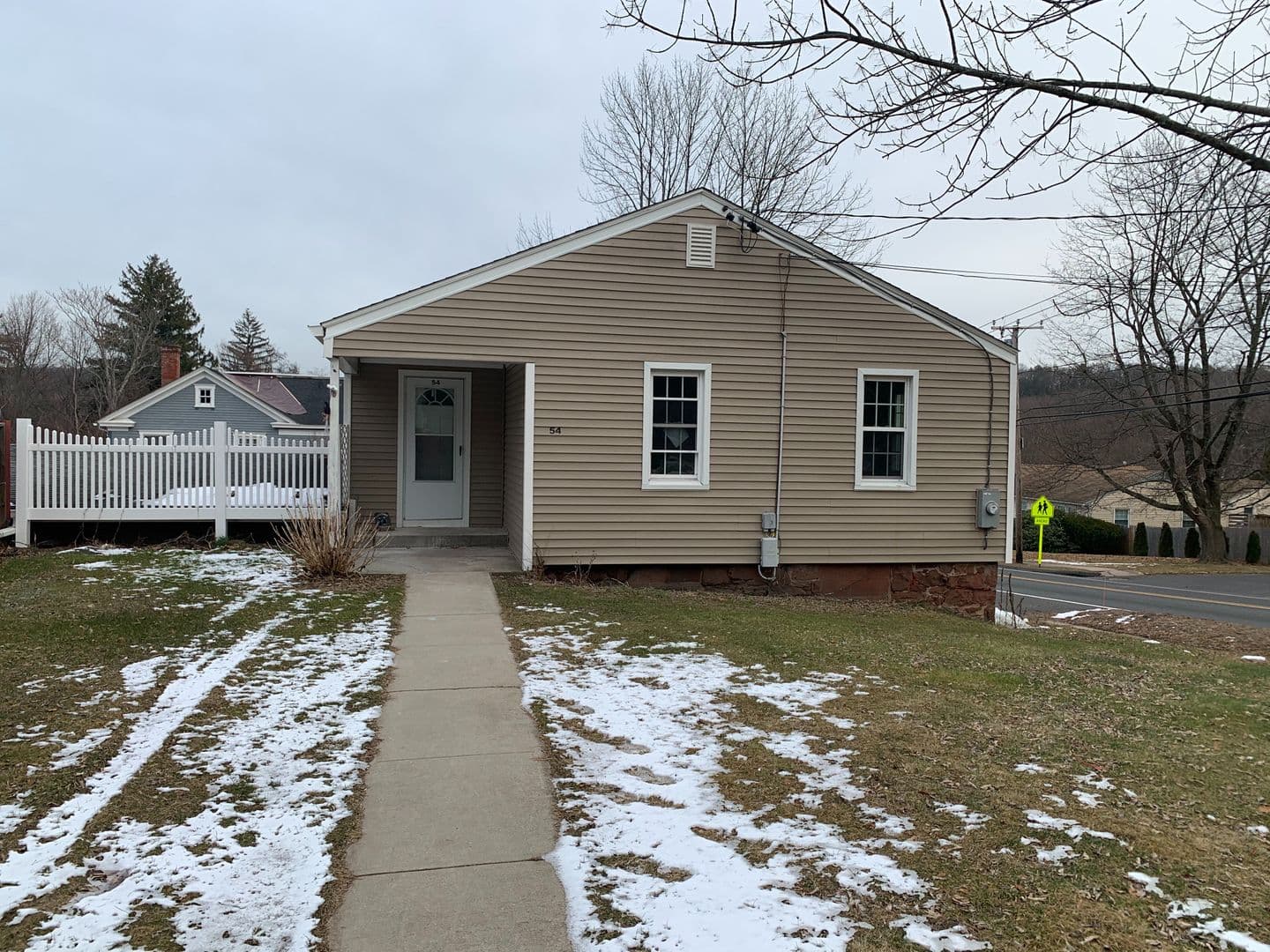 Tariffville House: 54 Elm Street