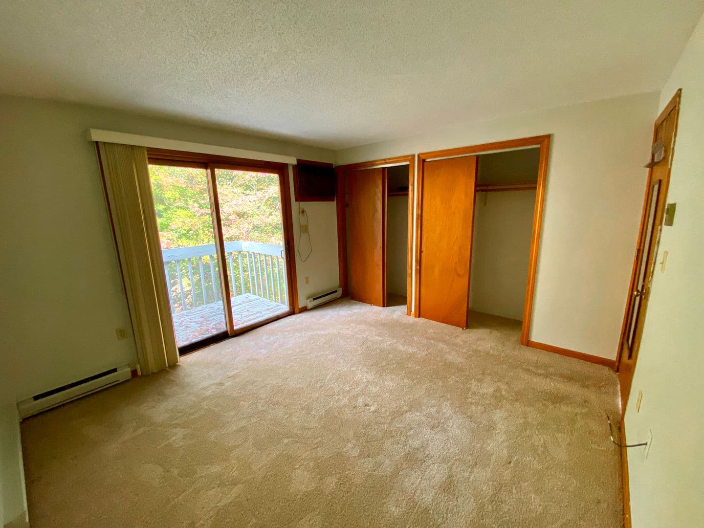 Plainville House: 16 Northampton Lane