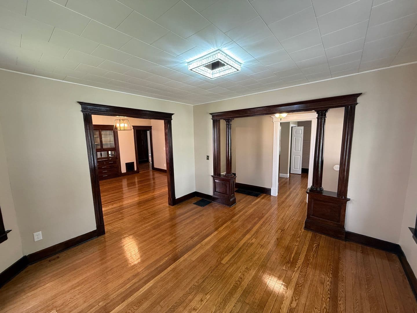 Hartford Apartment: 260-262 Oxford St