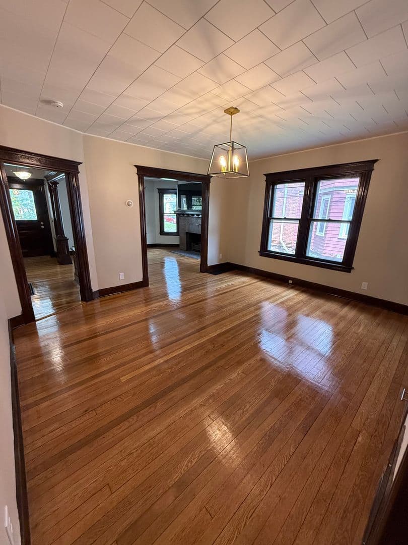 Hartford Apartment: 260-262 Oxford St
