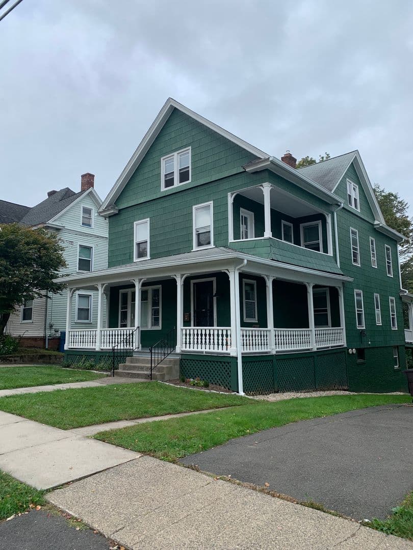 New Britain Apartment: 131 Lincoln St
