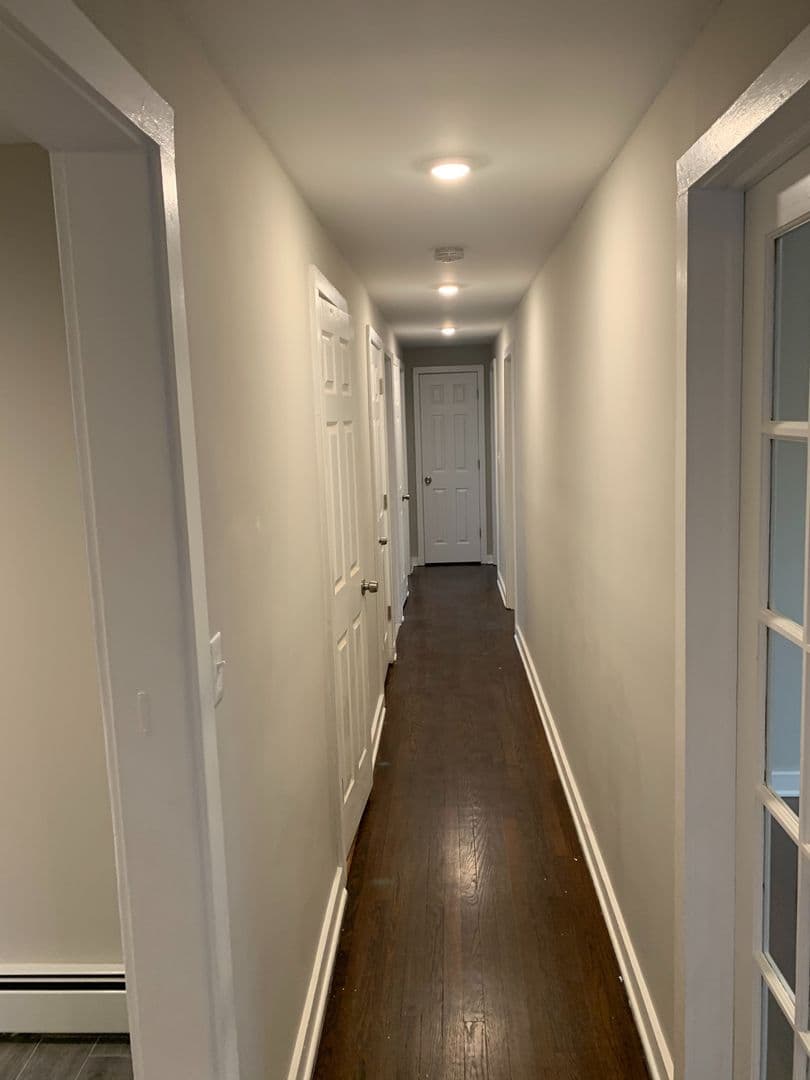 Tariffville House: 54 Elm Street