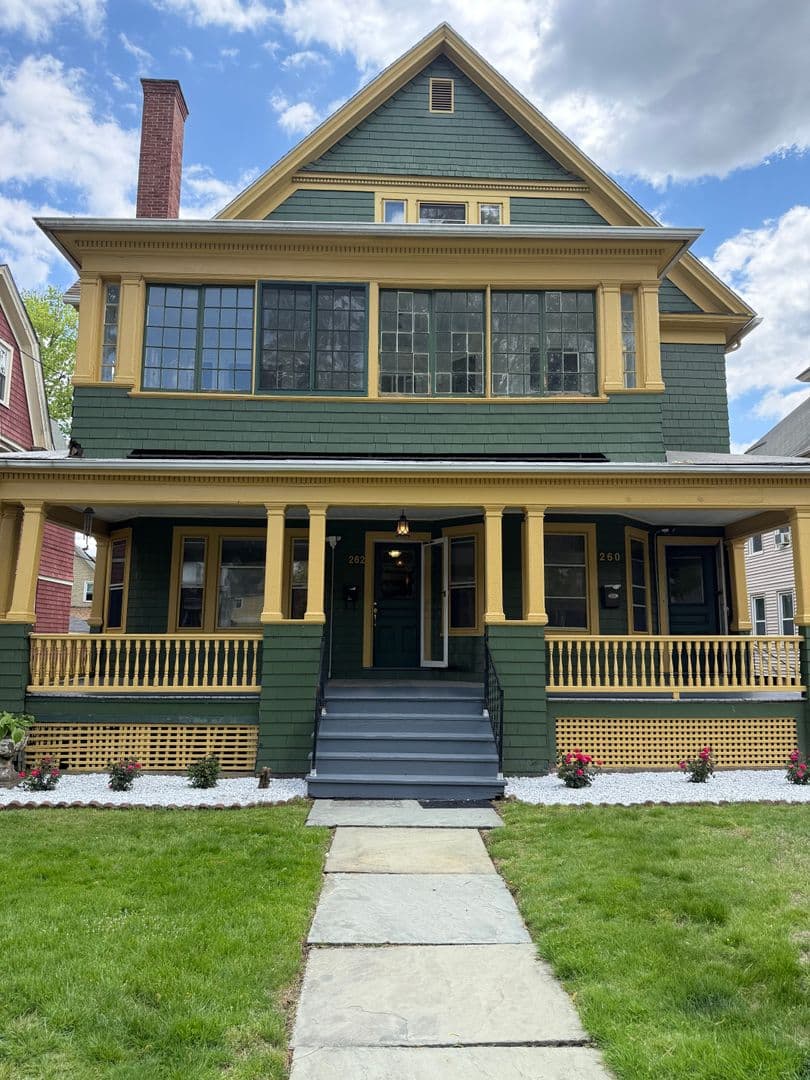 Hartford Apartment: 260-262 Oxford St