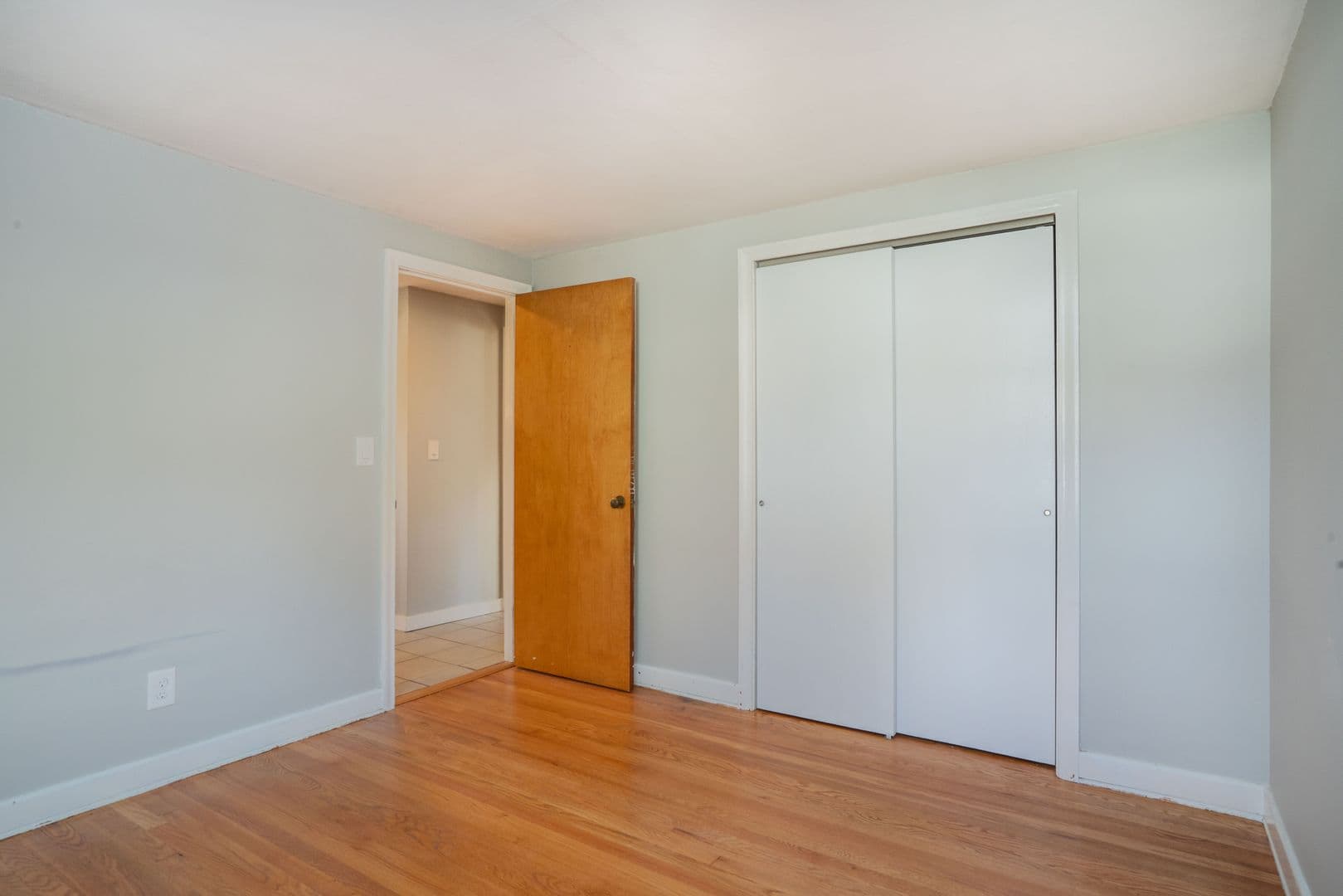 West Hartford House: 30 Westgate