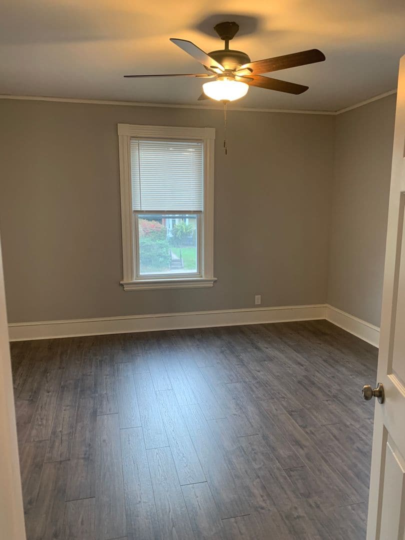 New Britain Apartment: 131 Lincoln St