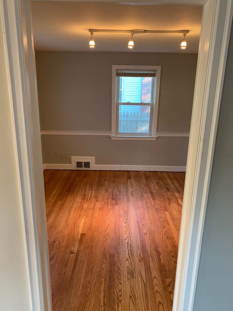 West Hartford House: 177 Abbotsford Ave.