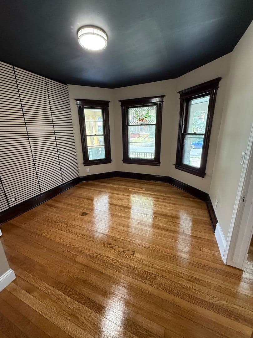 Hartford Apartment: 260-262 Oxford St