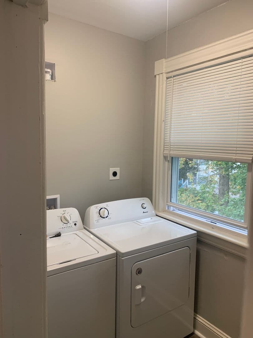 New Britain Apartment: 131 Lincoln St
