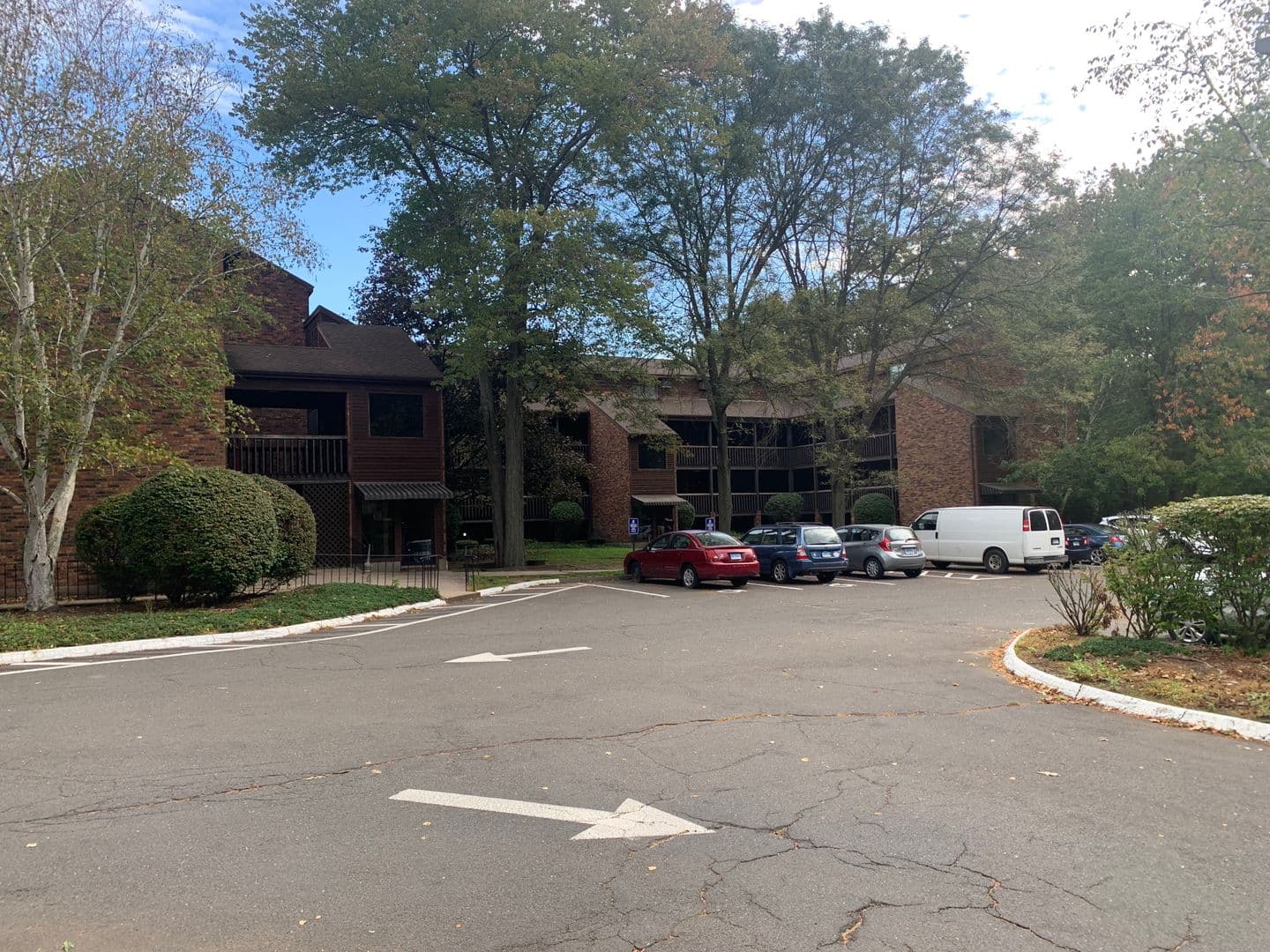 Plainville House: 492 East Street