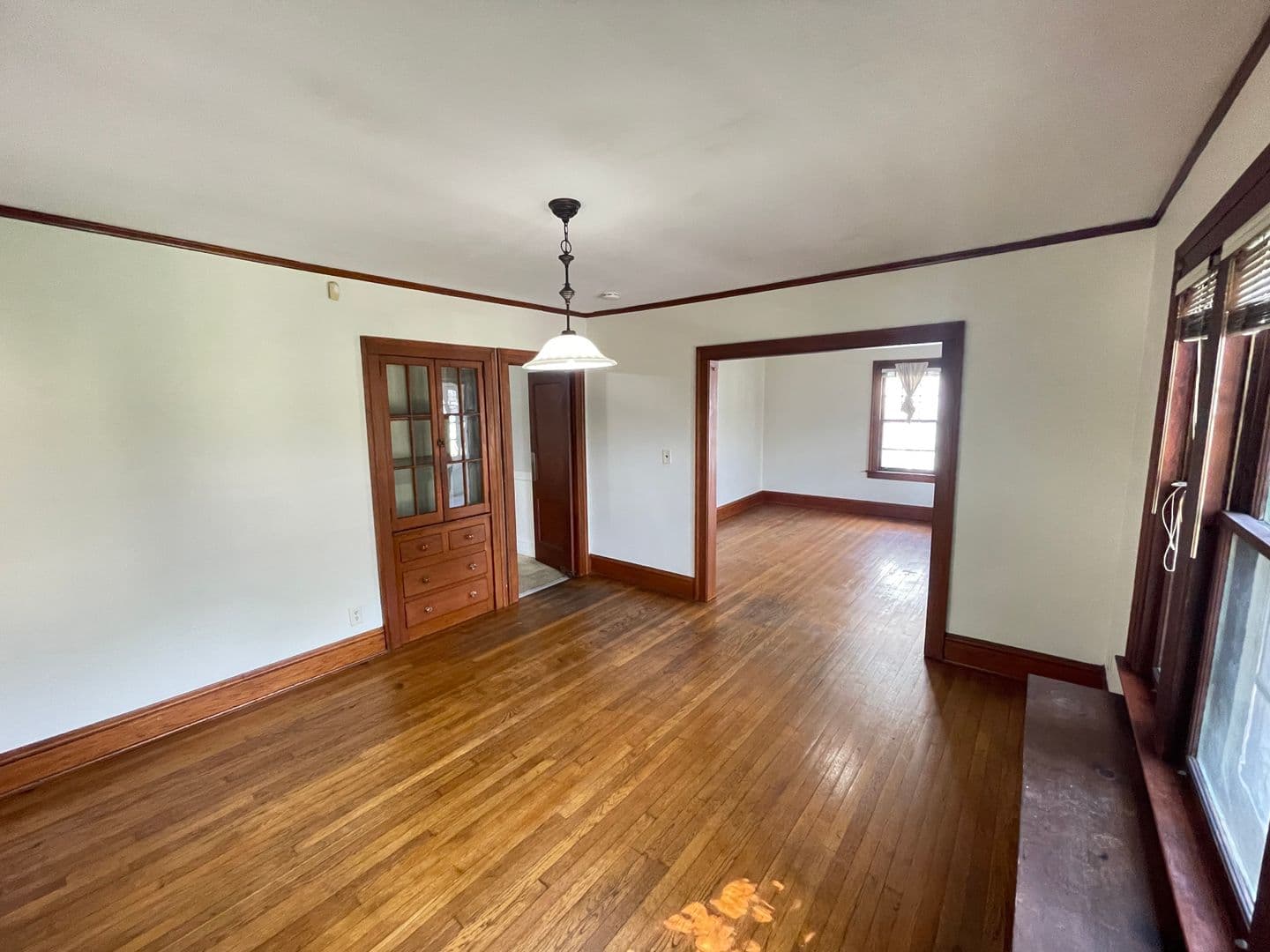 West Hartford Apartment: 11-13 Mitchell Place