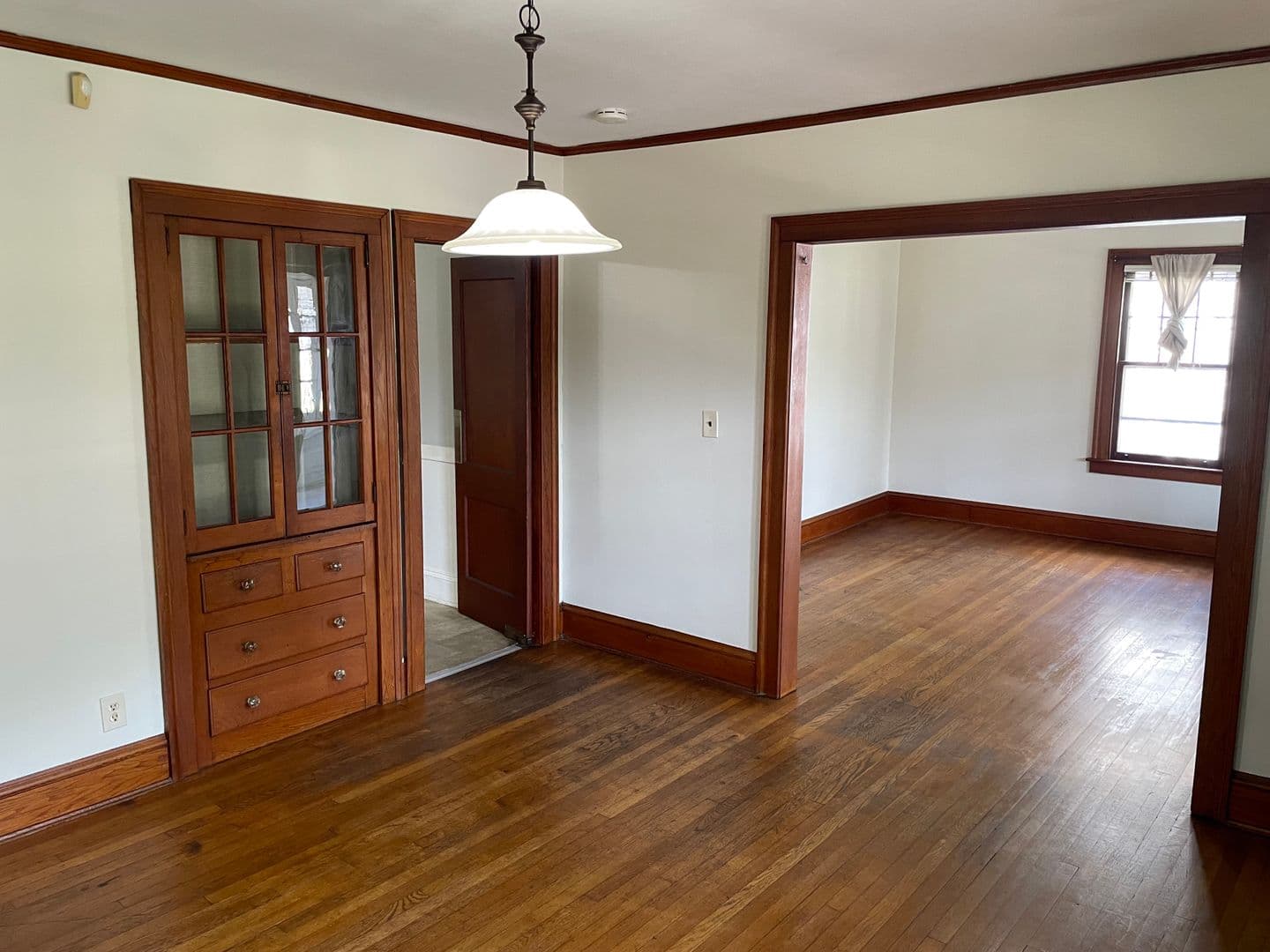 West Hartford Apartment: 11-13 Mitchell Place