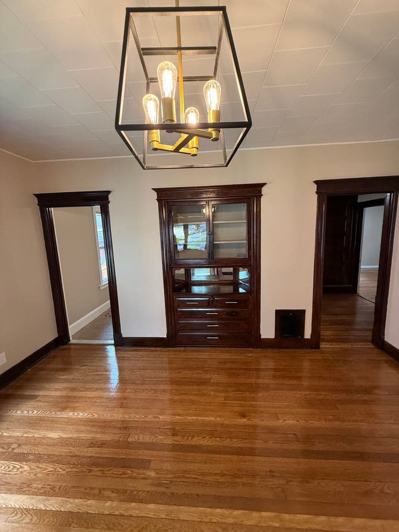 Hartford Apartment: 260-262 Oxford St