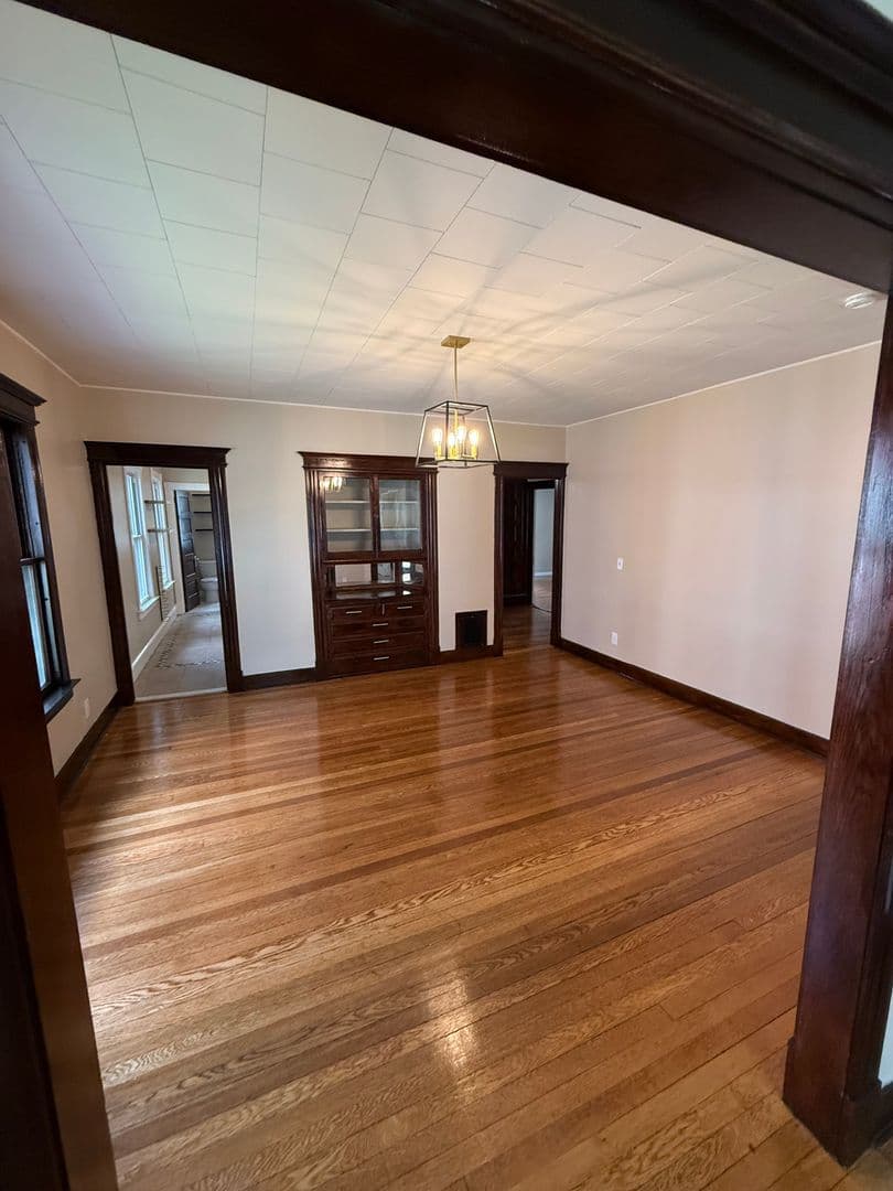 Hartford Apartment: 260-262 Oxford St