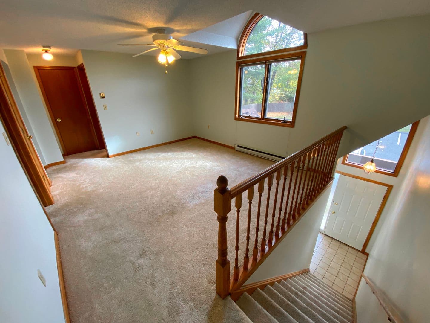 Plainville House: 16 Northampton Lane