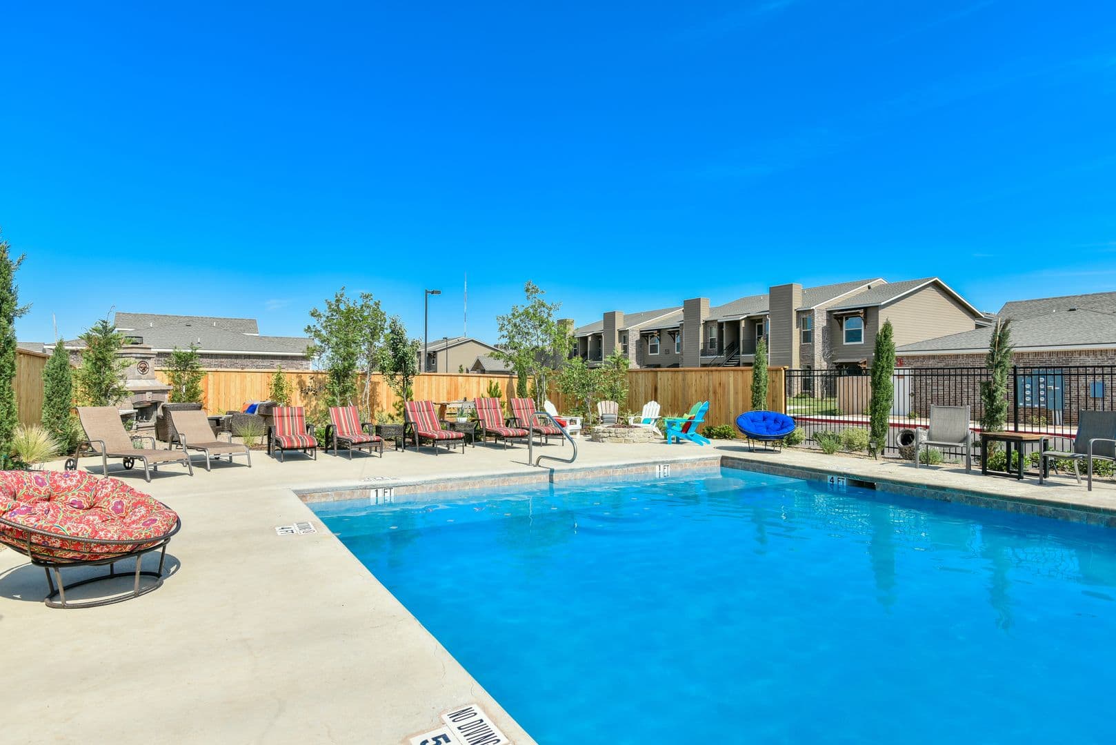 Lubbock Apartment: 1606 82nd St