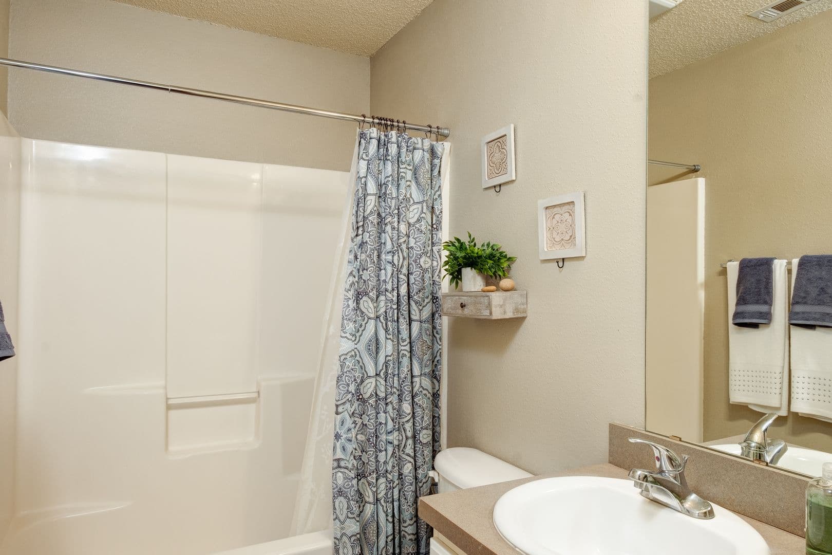 Lubbock Apartment: 2104 LaSalle Ave