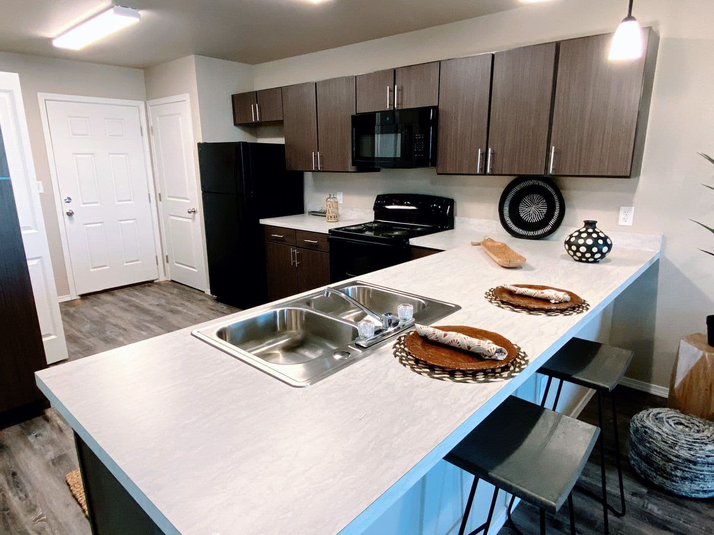 Lubbock Apartment: 3701 Clovis Rd