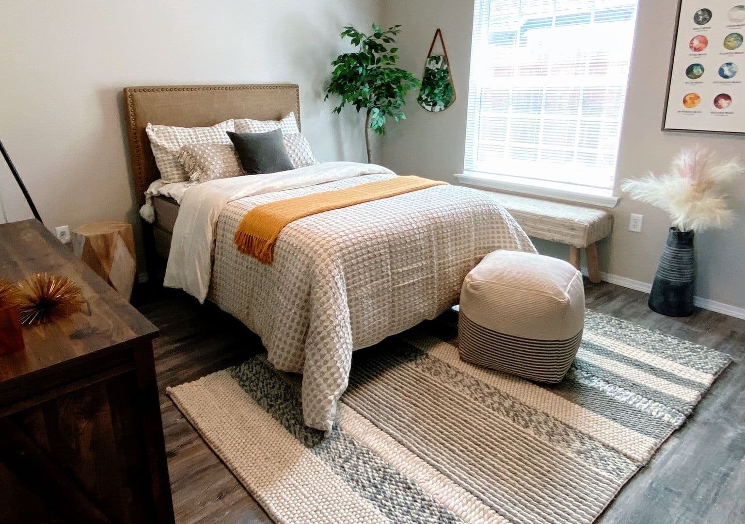 Lubbock Apartment: 3701 Clovis Rd