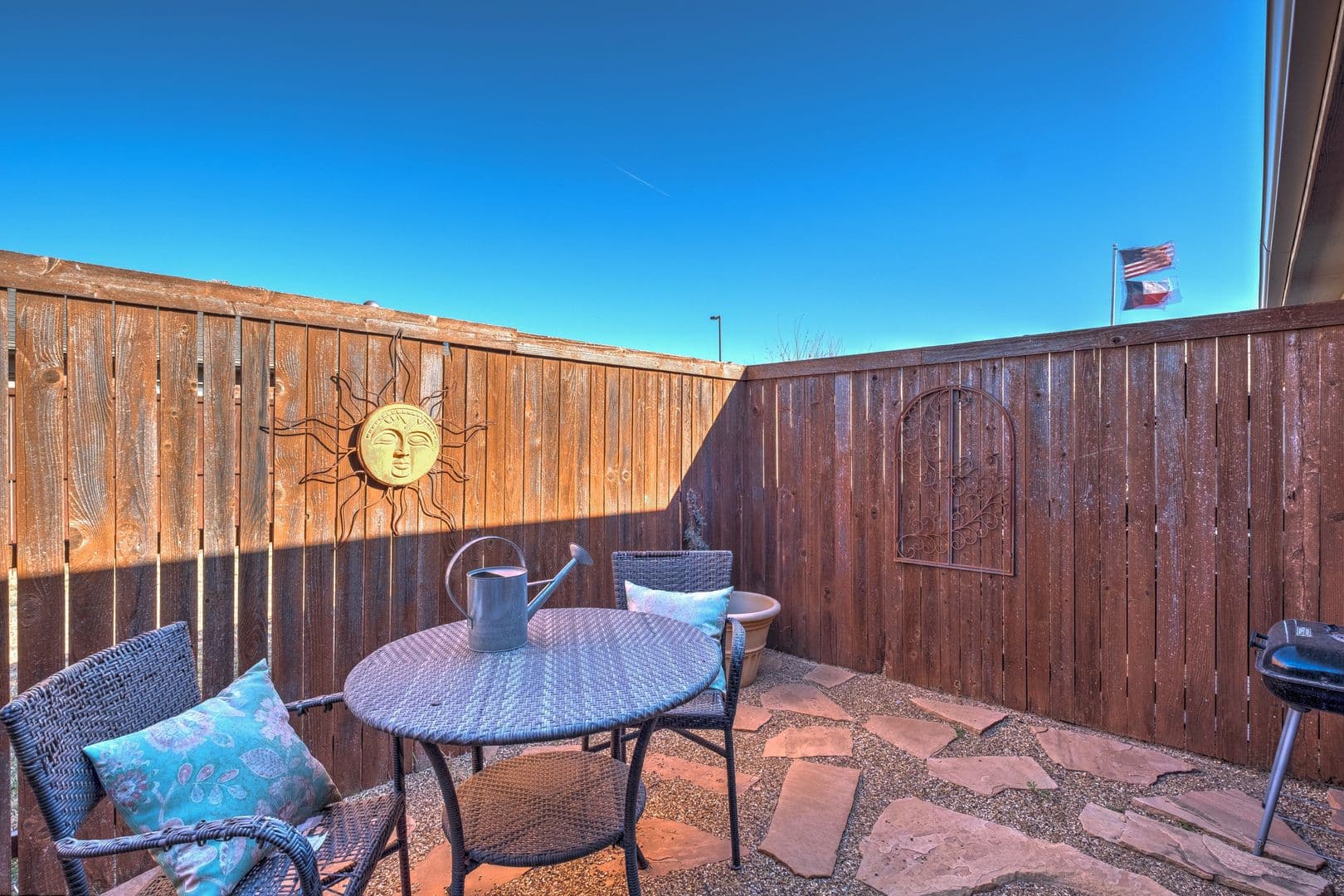 Lubbock Apartment: 2104 LaSalle Ave