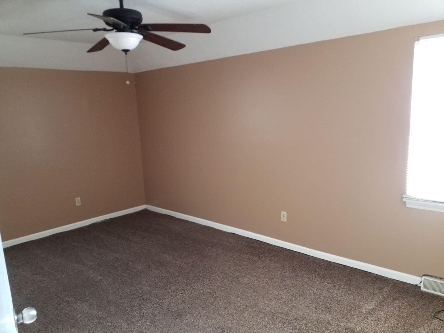 Kansas City House: 10013 N Harrison Drive