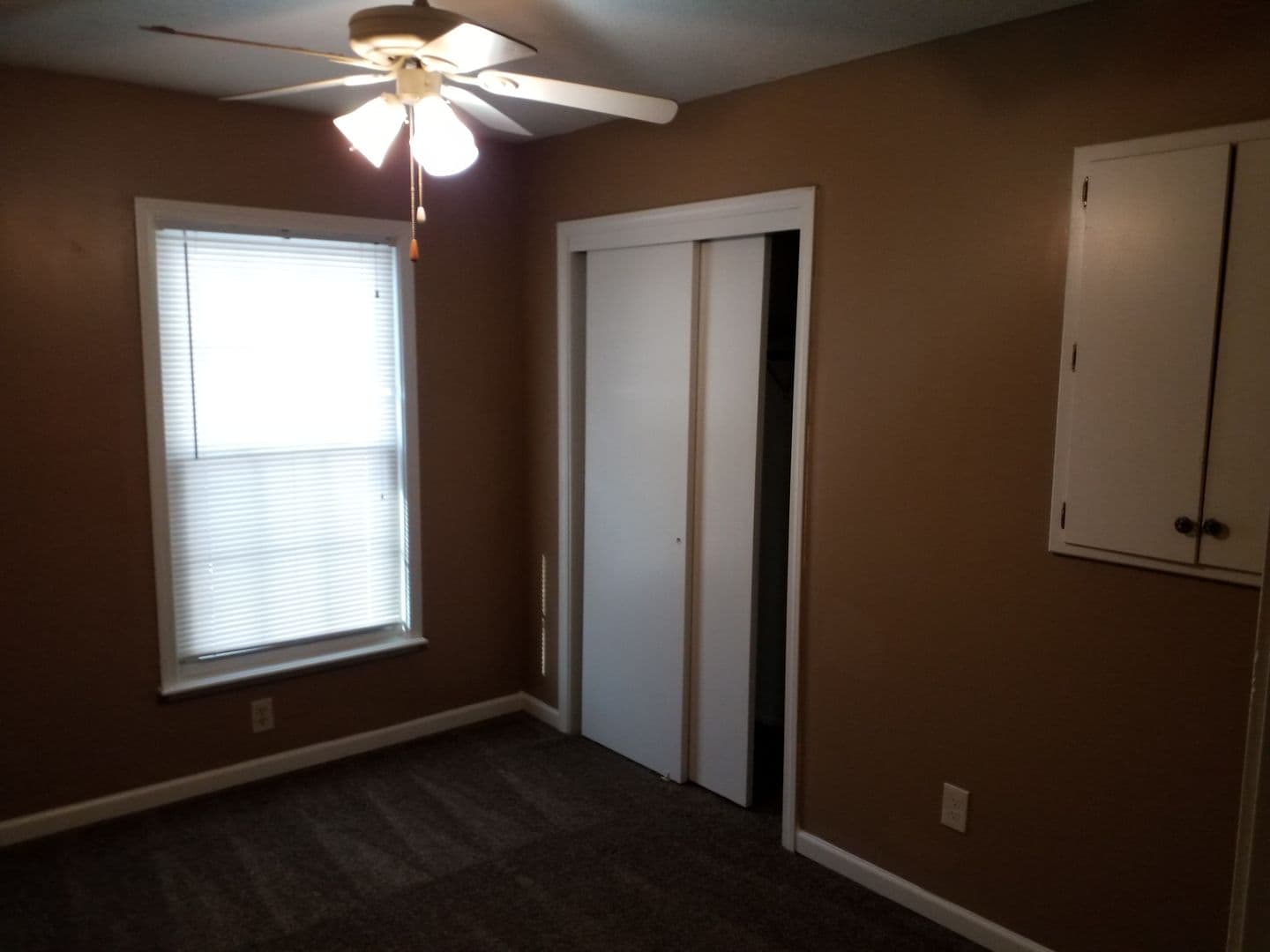 Kansas City House: 10013 N Harrison Drive