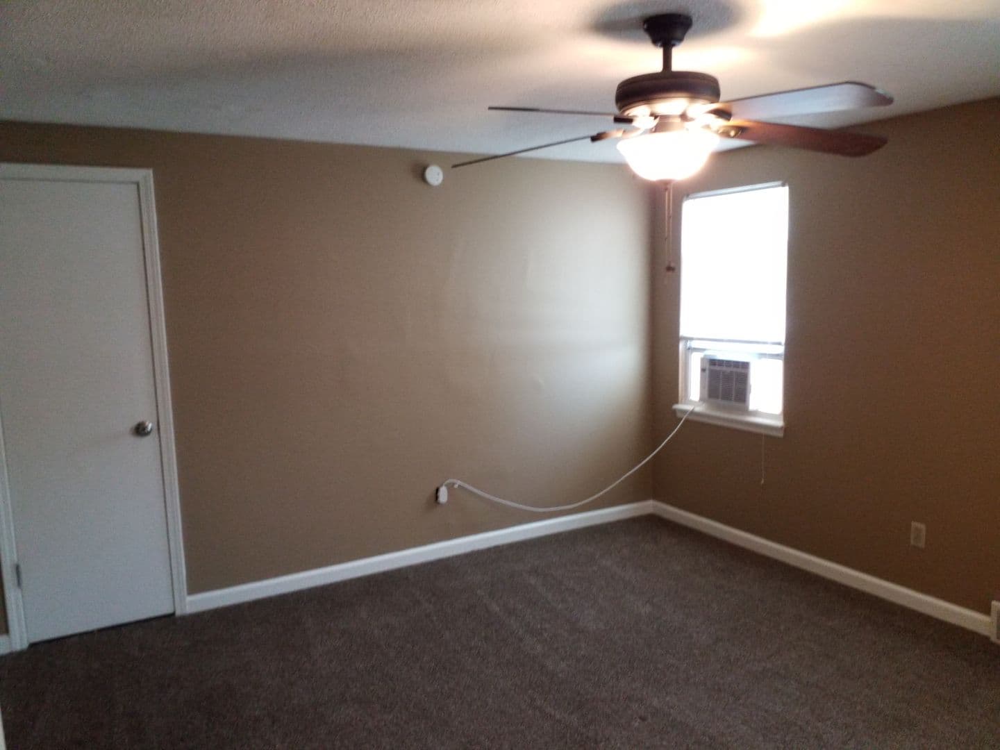 Kansas City House: 10013 N Harrison Drive