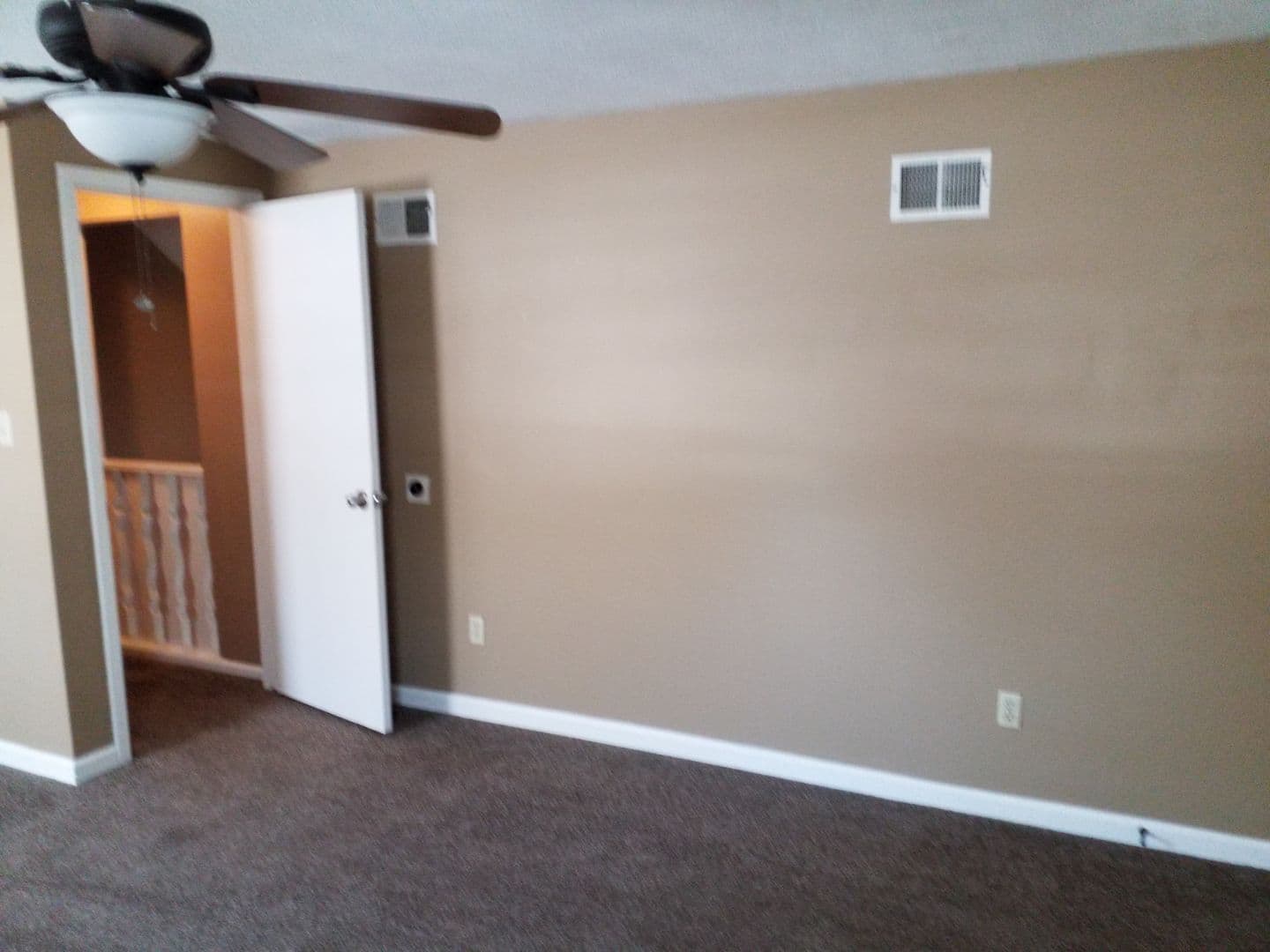 Kansas City House: 10013 N Harrison Drive