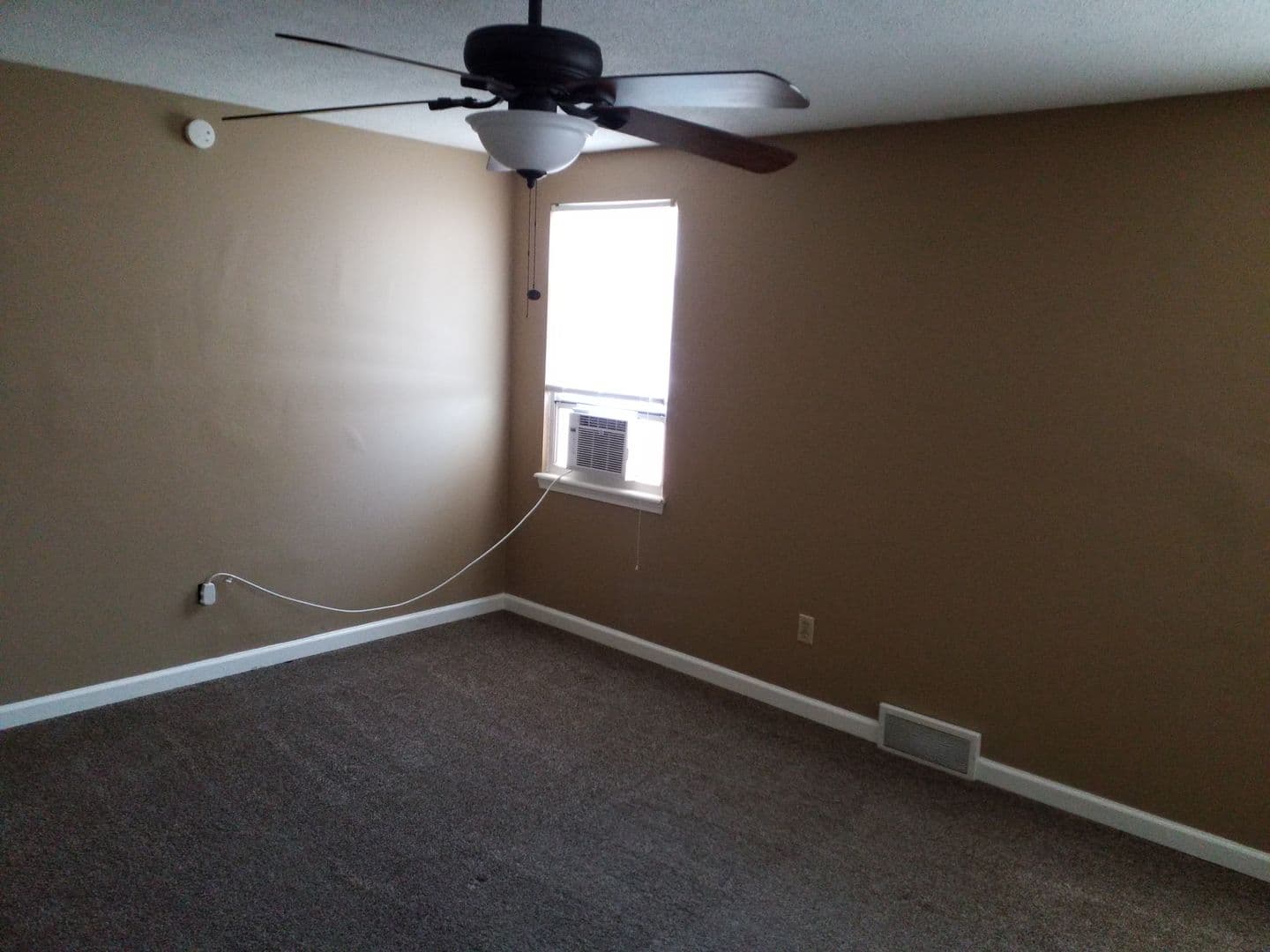 Kansas City House: 10013 N Harrison Drive
