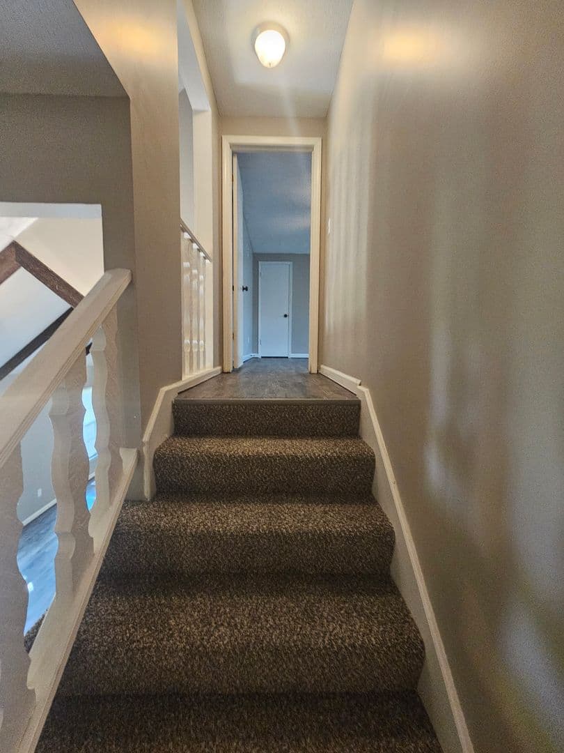 Kansas City House: 10013 N Harrison Drive