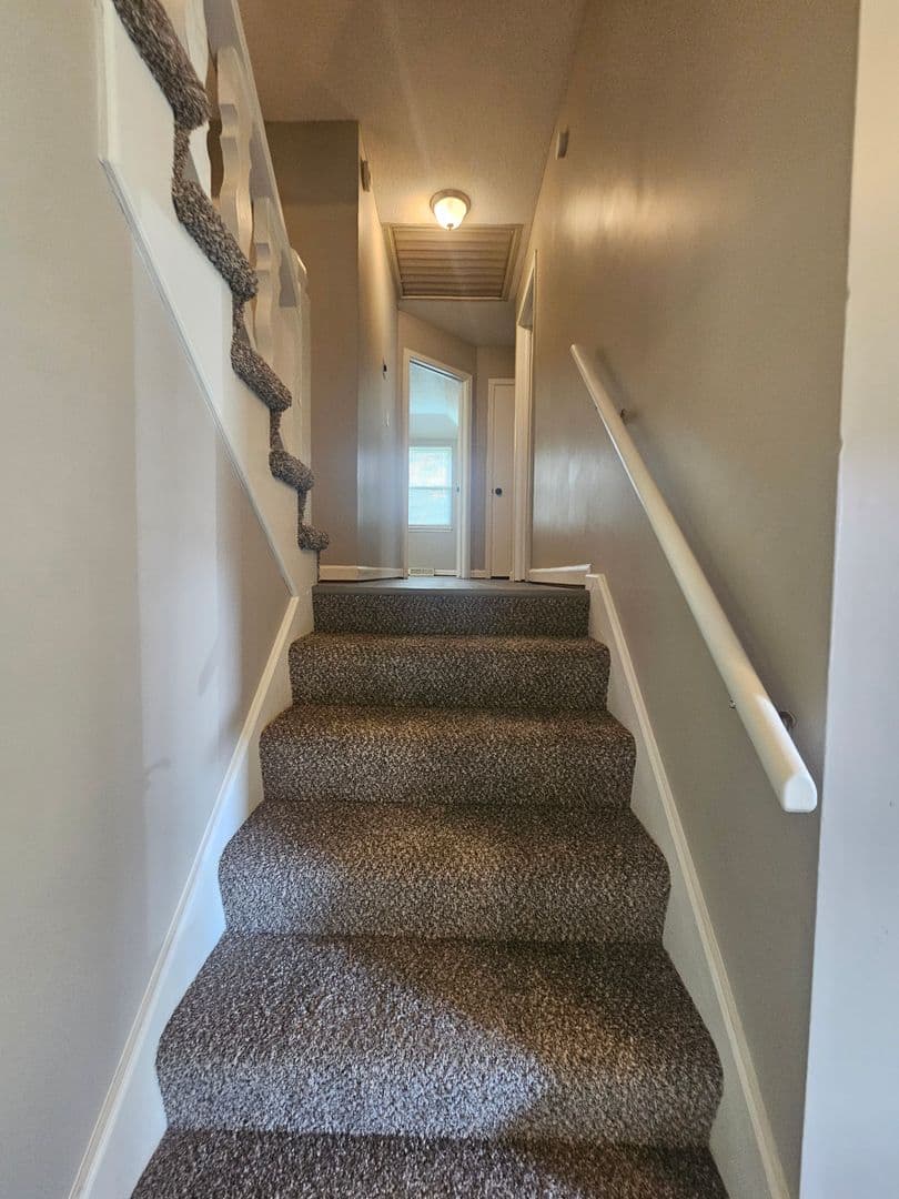 Kansas City House: 10013 N Harrison Drive