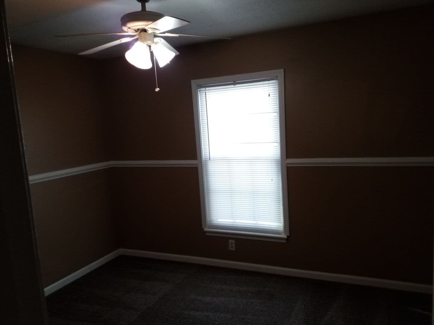 Kansas City House: 10013 N Harrison Drive