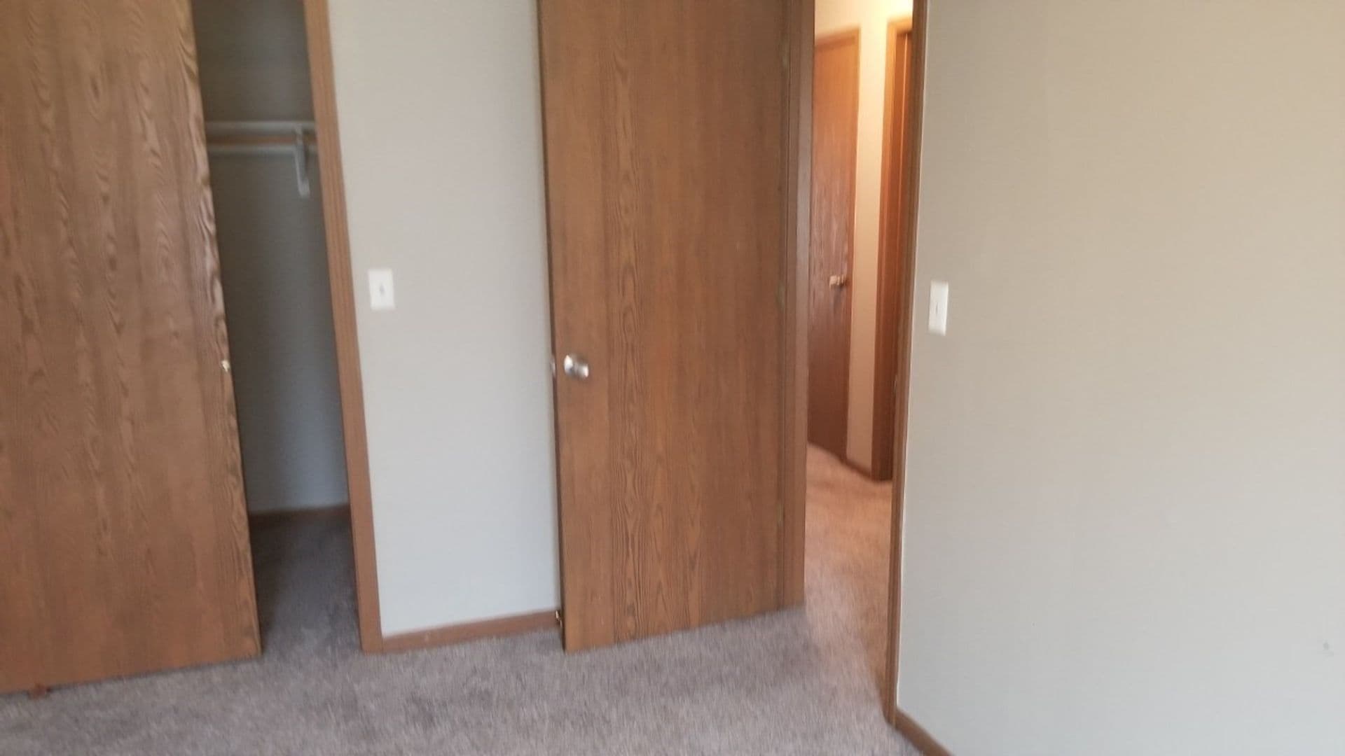 Smithville Apartment: 211 W. Main Street