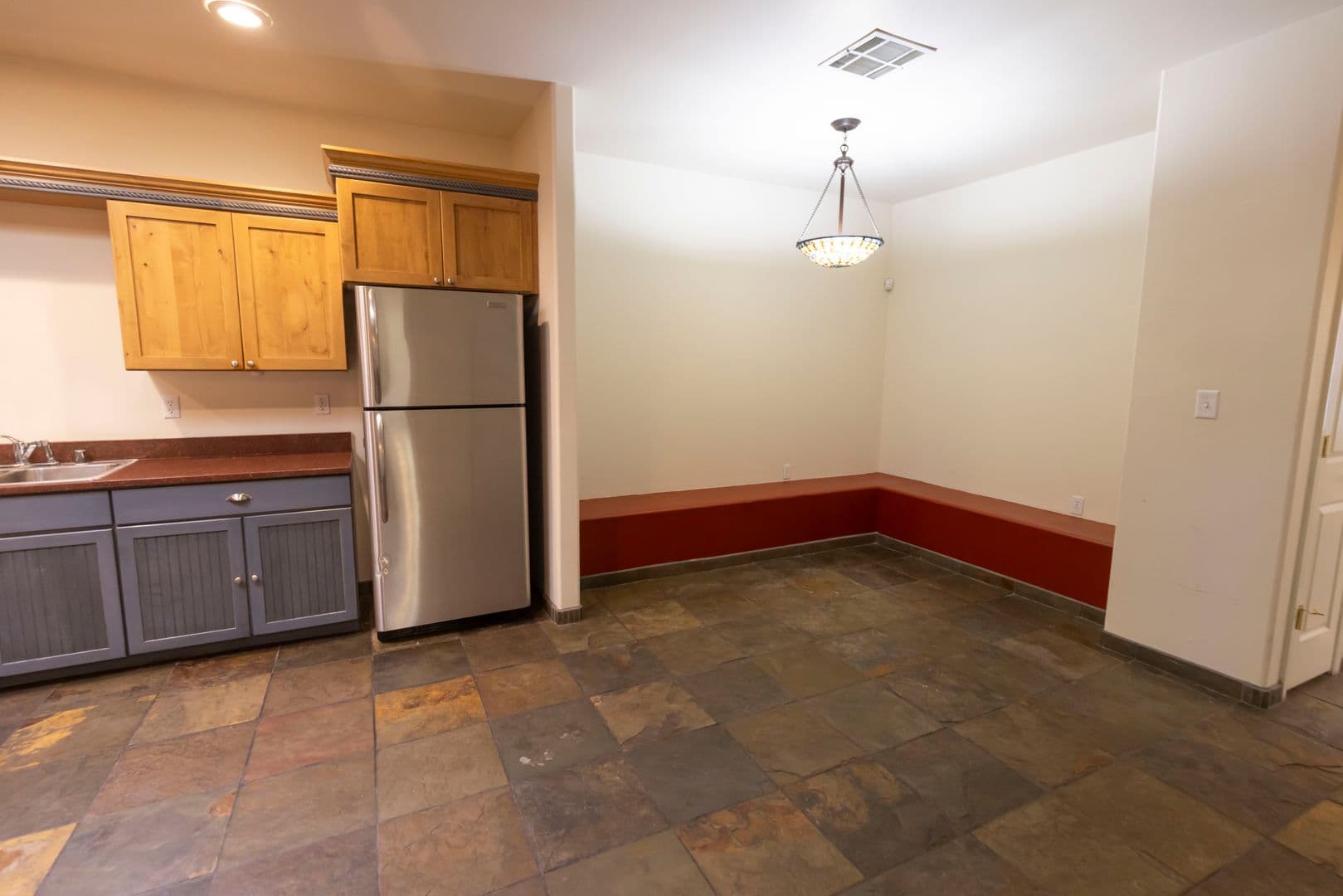 Las Cruces House: 1635 Spruce