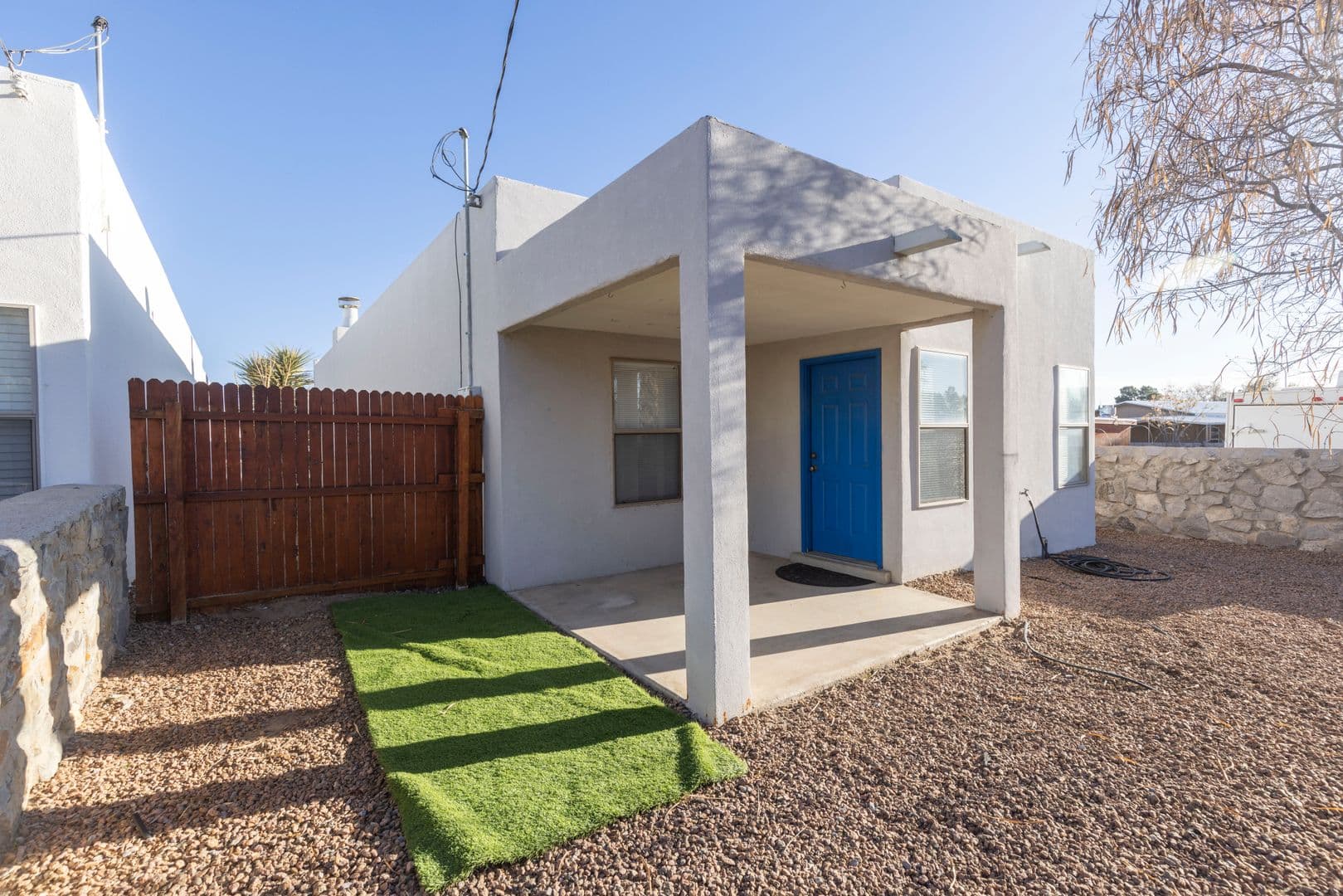 Las Cruces House: 1635 Spruce