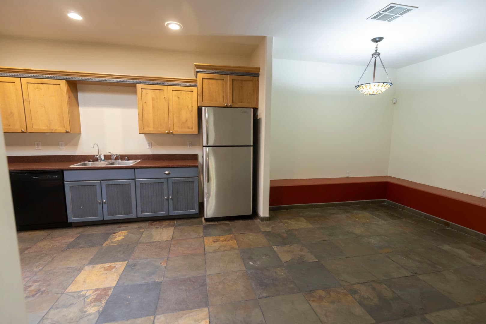 Las Cruces House: 1635 Spruce