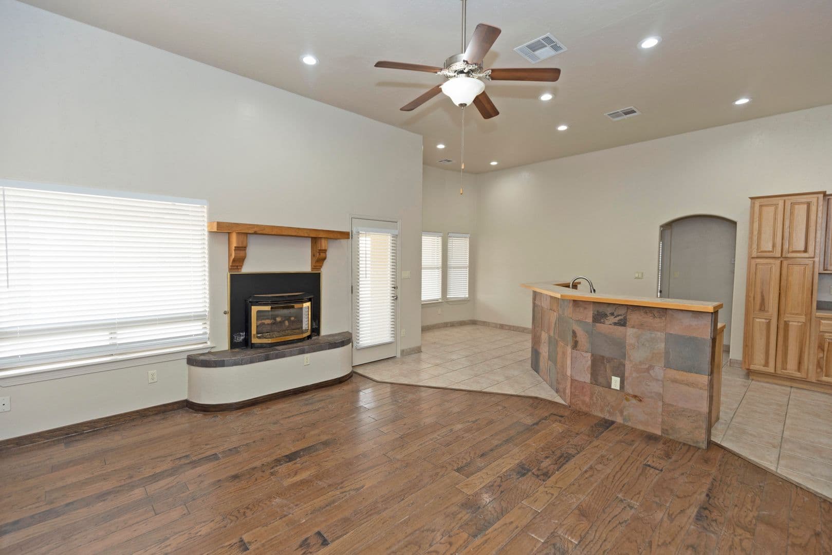 Las Cruces House: 3394 Chimney Rock