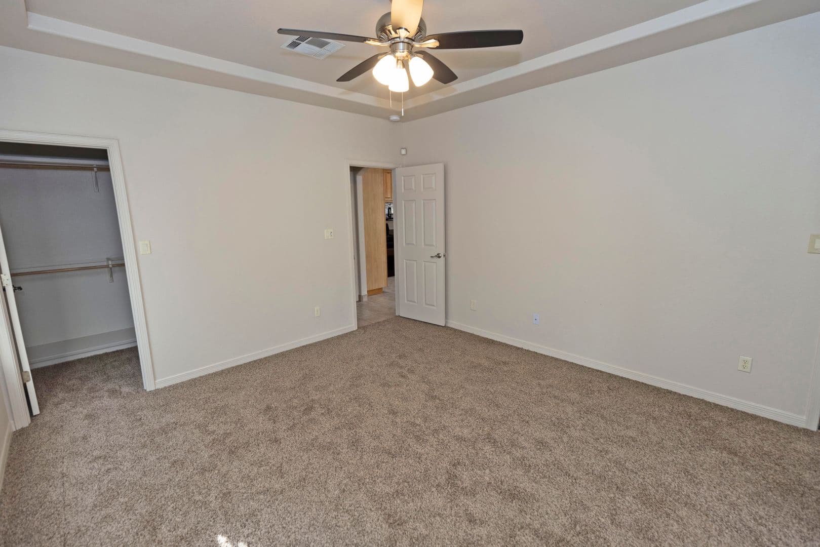 Las Cruces House: 3394 Chimney Rock