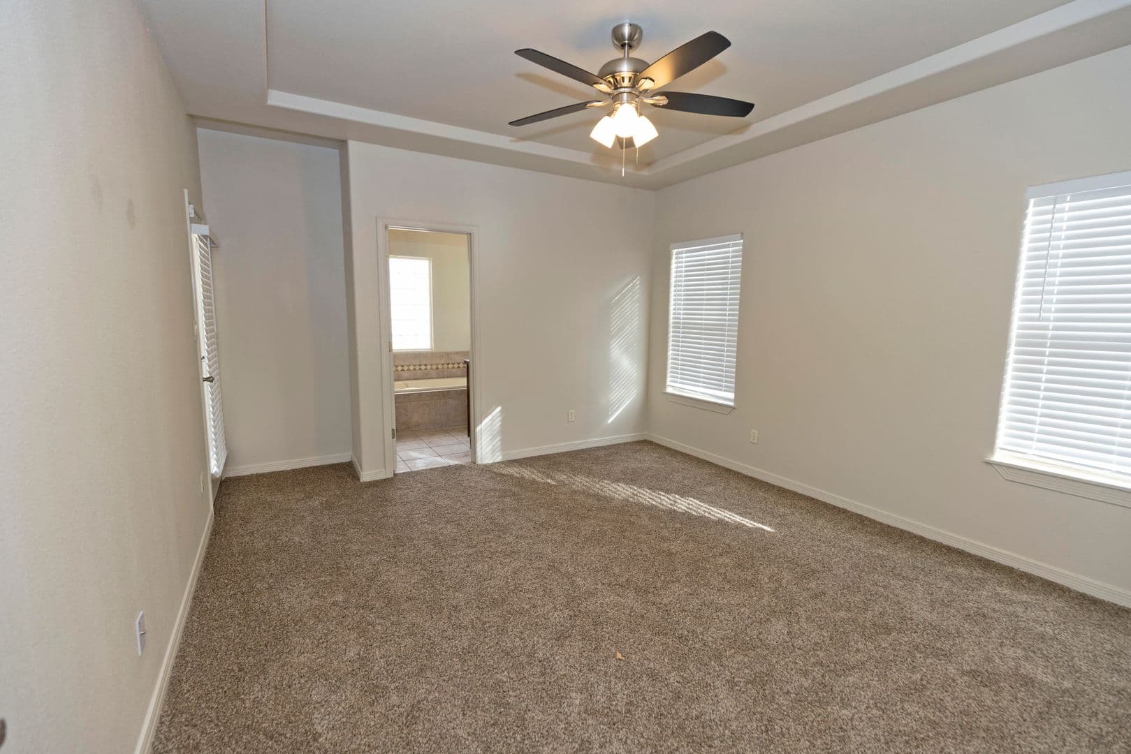 Las Cruces House: 3394 Chimney Rock