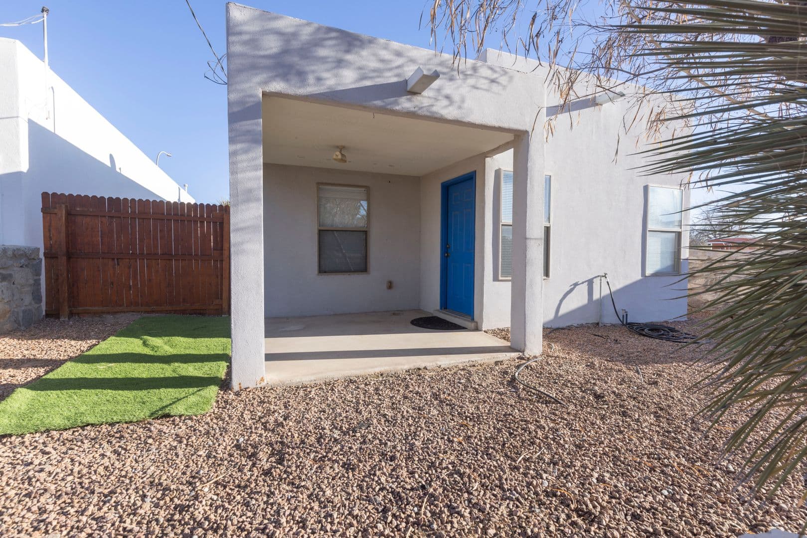Las Cruces House: 1635 Spruce