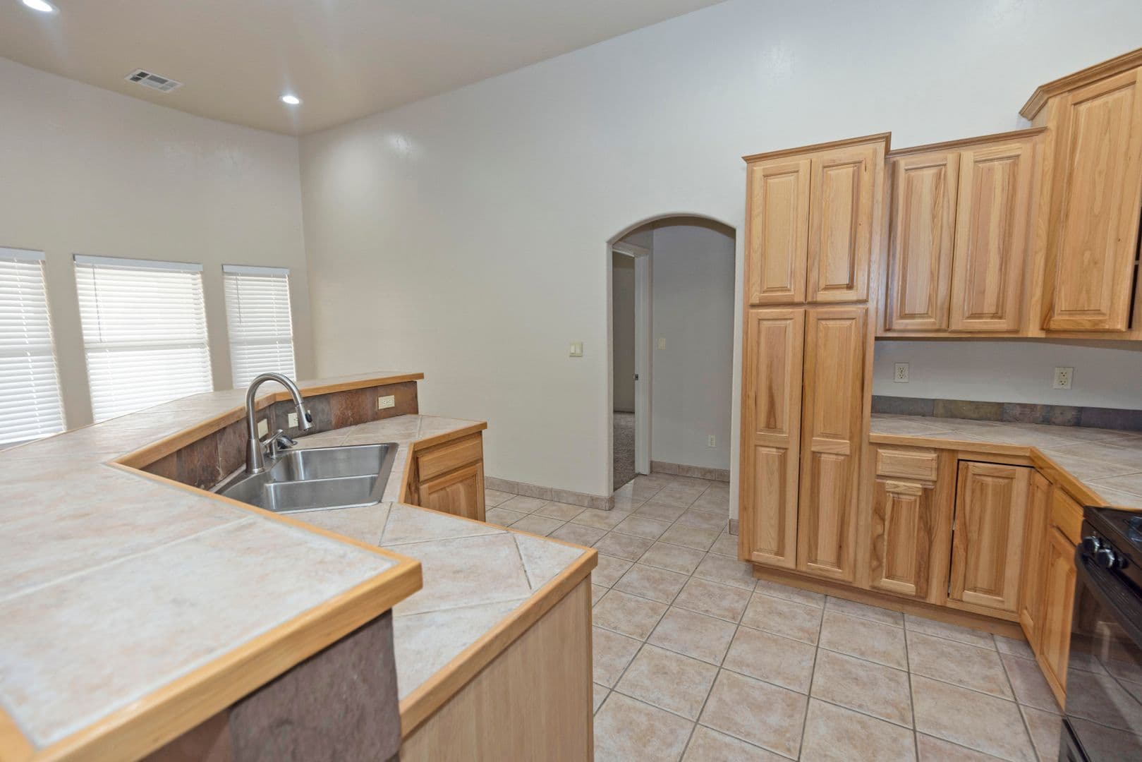 Las Cruces House: 3394 Chimney Rock