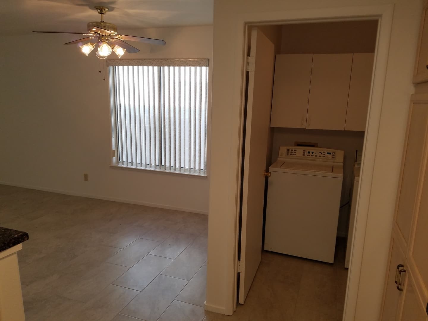 N Las Vegas House: 4319 E. Pageantry Falls Dr