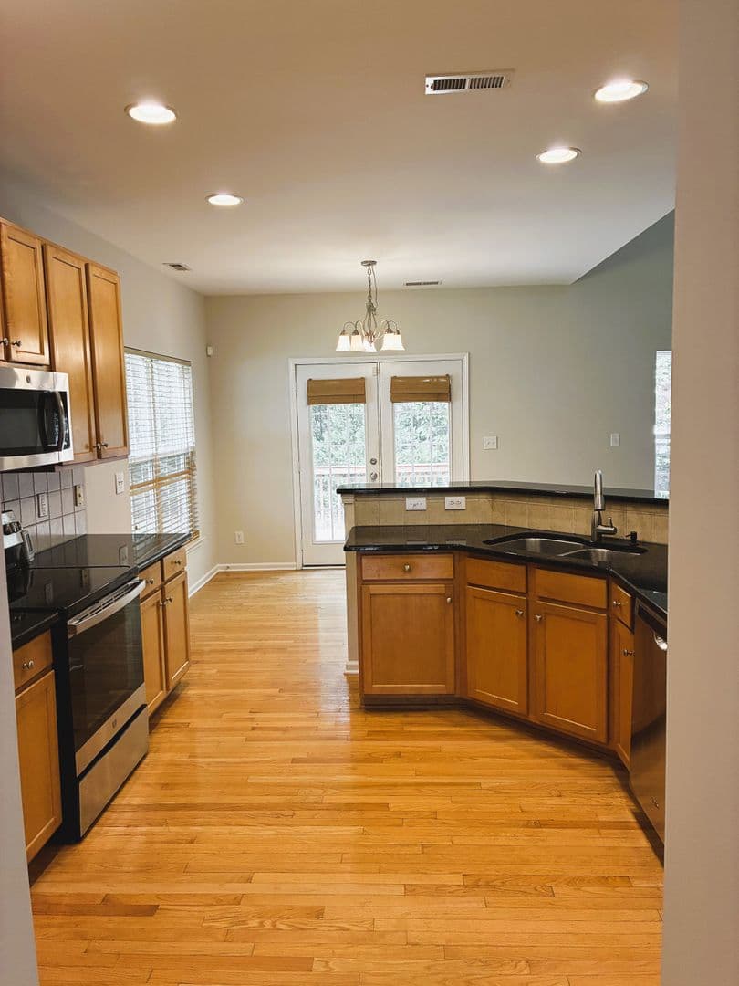 Waxhaw House: 9309 Shrewsbury Drive
