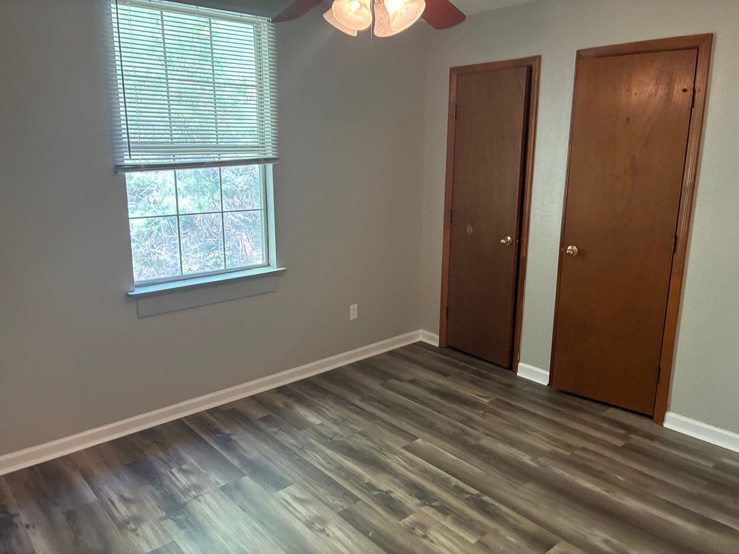 Sumter Apartment: 120 Engleside Street