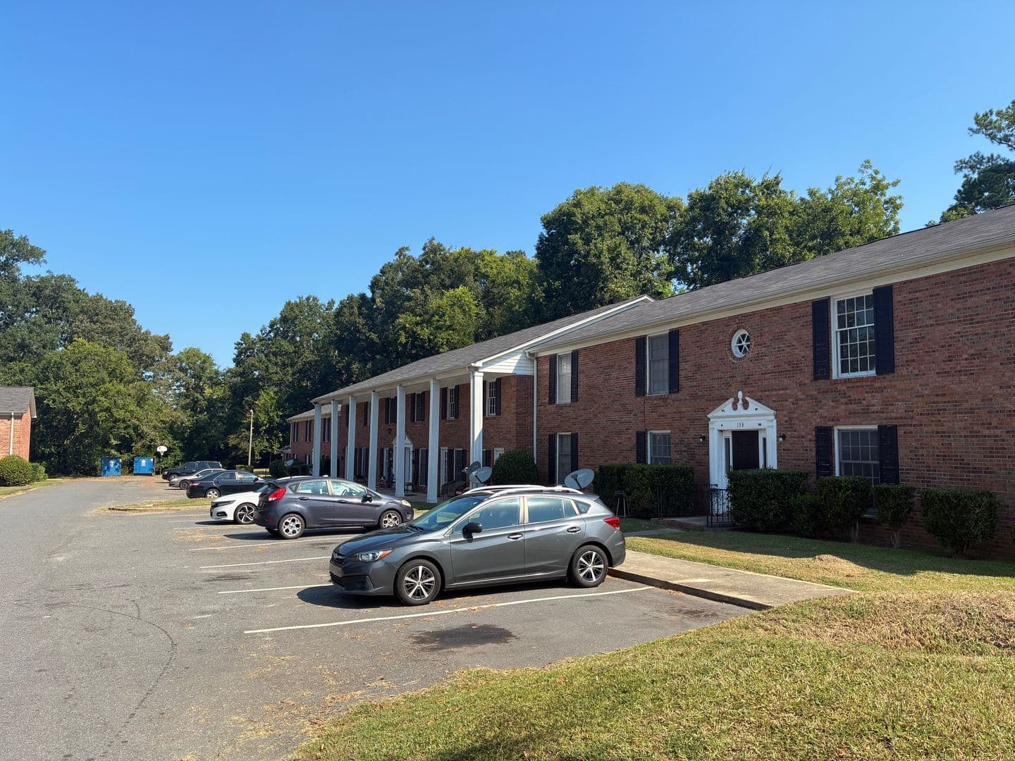 Chester Apartment: 153-155-157 West End St