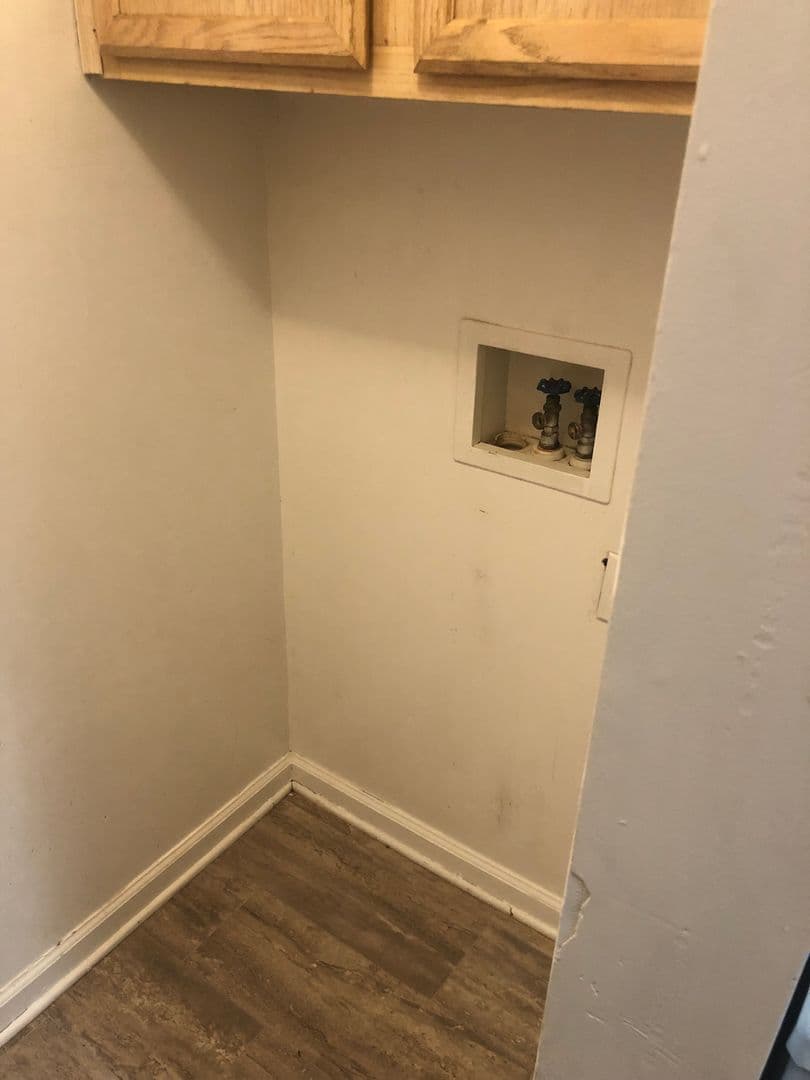 Sumter Apartment: 1070 Jessamine Trail