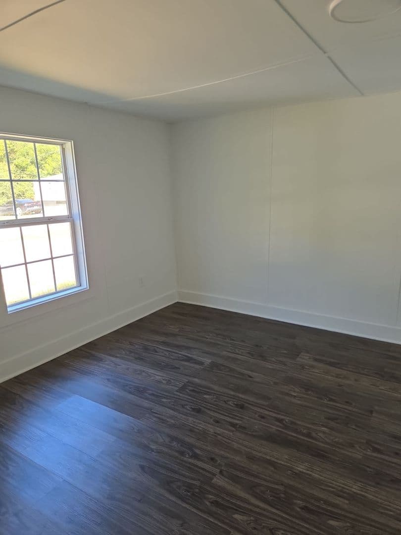Lancaster House: 2342 Old Blackmon Ln