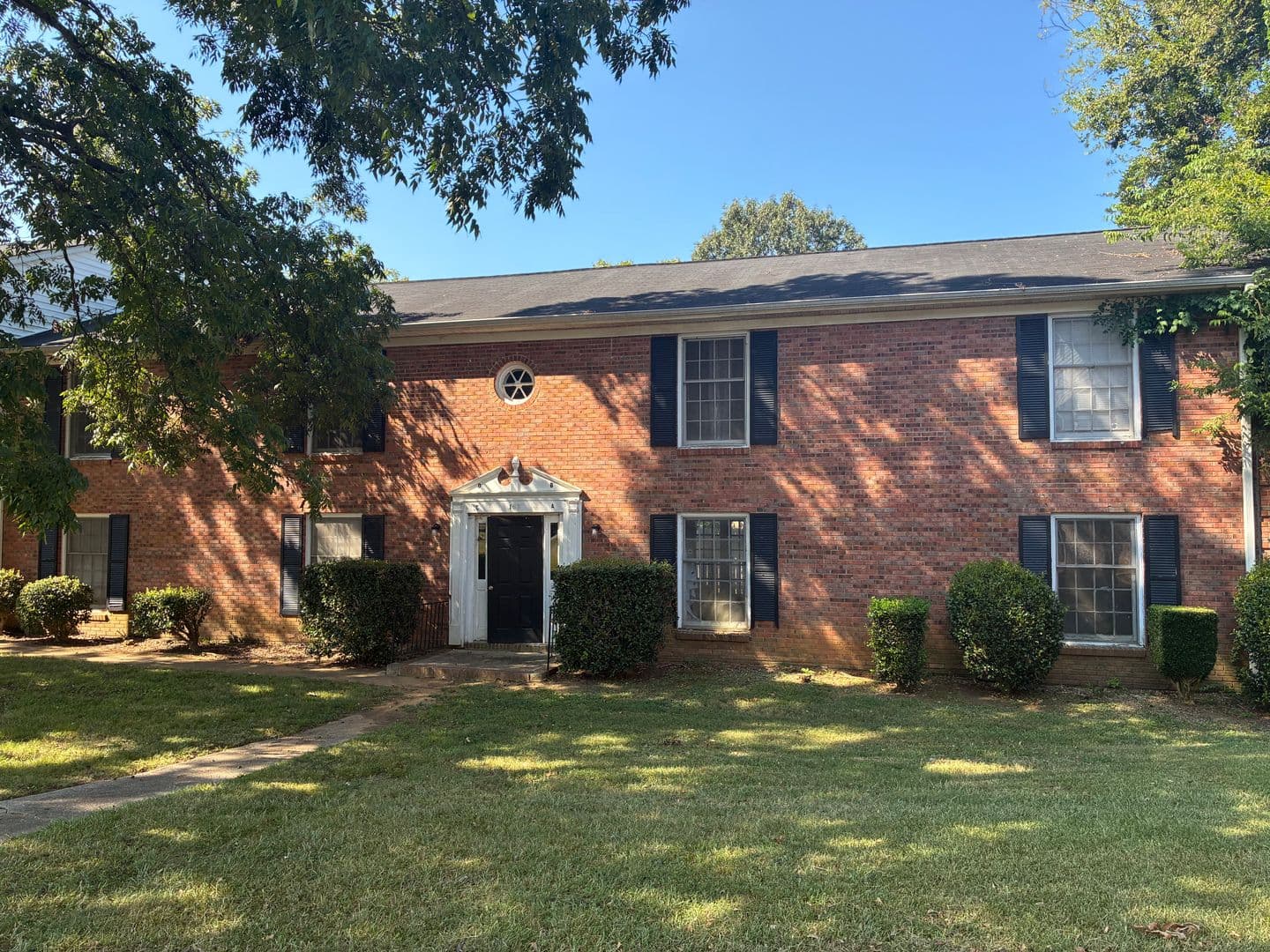 Chester Apartment: 153-155-157 West End St